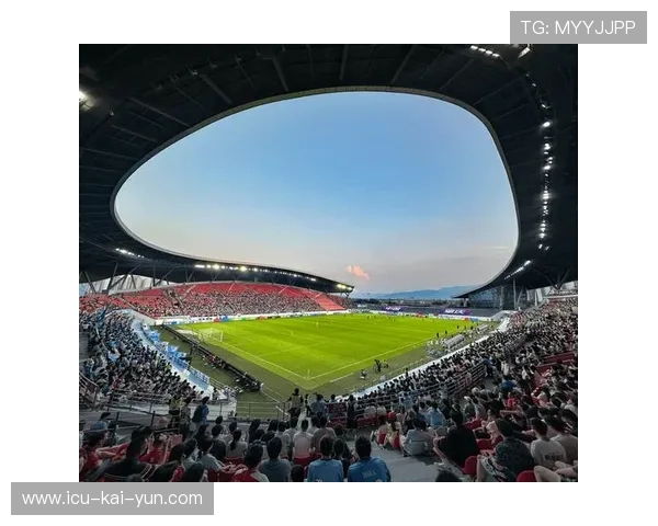 中超球队在赛事组织上与联盟协作更加紧密，中超联赛的参与机制